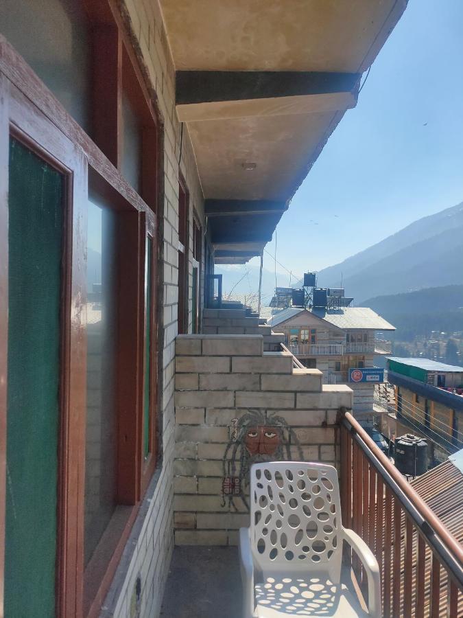 Roop Mountain Homestay Manāli Eksteriør bilde